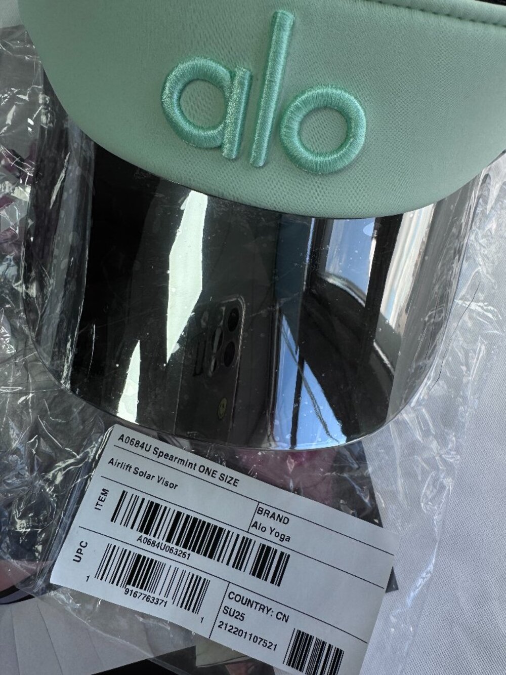 NWT 💚 Alo Yoga Spearmint Airlift Solar Visor Tennis Golf Sun Cap UV Protection - Picture 3 of 8